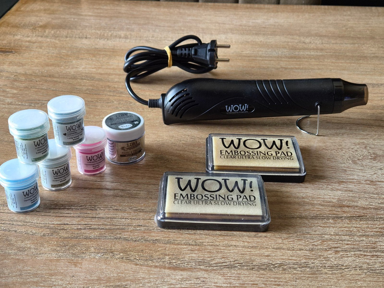 WOW! Embossing set met heat gun en poeders, Gebruikt, Overige thema's, Gereedschap of Toebehoren, Meerkleurig