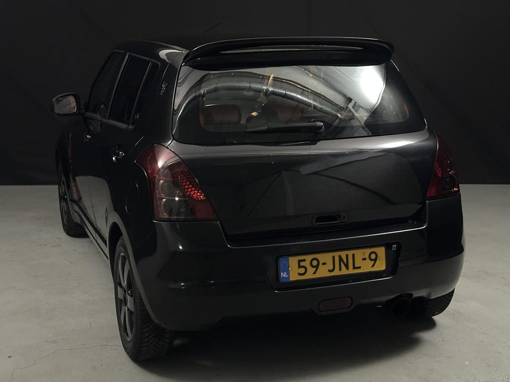 Suzuki Swift 1.3 Exclusive Uniek *黒い侍* Uitvoering, Voorwielaandrijving, 400 kg, Bedrijf, Handgeschakeld