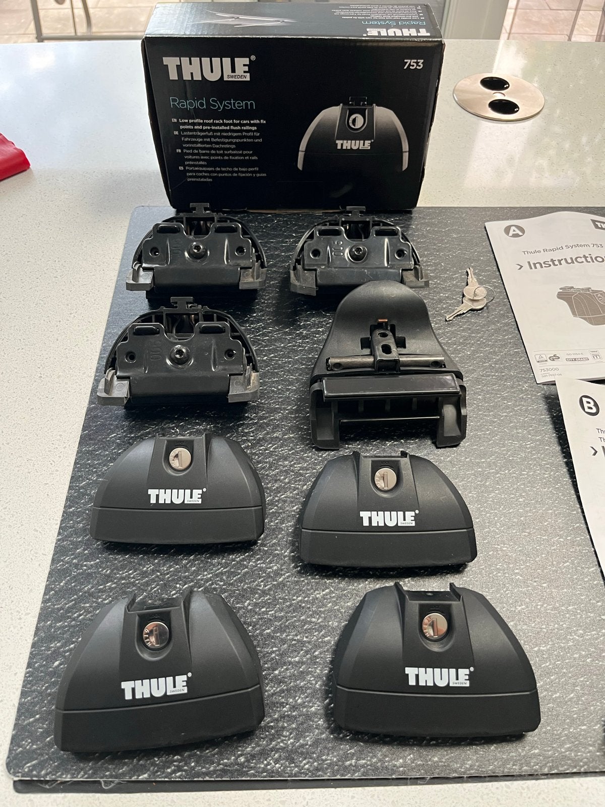Thule Rapid System 753 dakdragerset met Kit 4025, Auto diversen, Dakdragers, Zo goed als nieuw, Ophalen of Verzenden