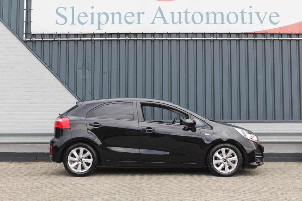 Kia RIO Dream Team / Eerste eigenaar en Dealer onderhouden !, Voorwielaandrijving, 450 kg, Gebruikt, 450 kg