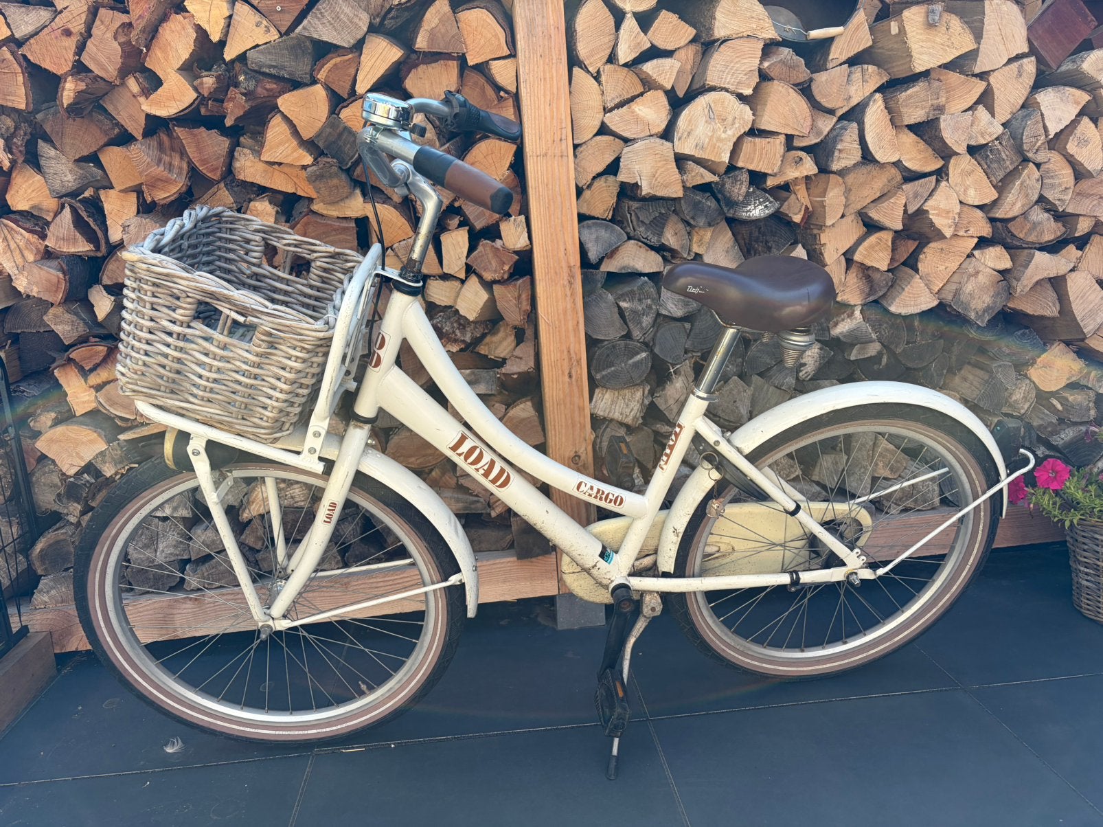 Meisjesfiets 24 inch, Ophalen, Gebruikt, Terugtraprem, Versnellingen