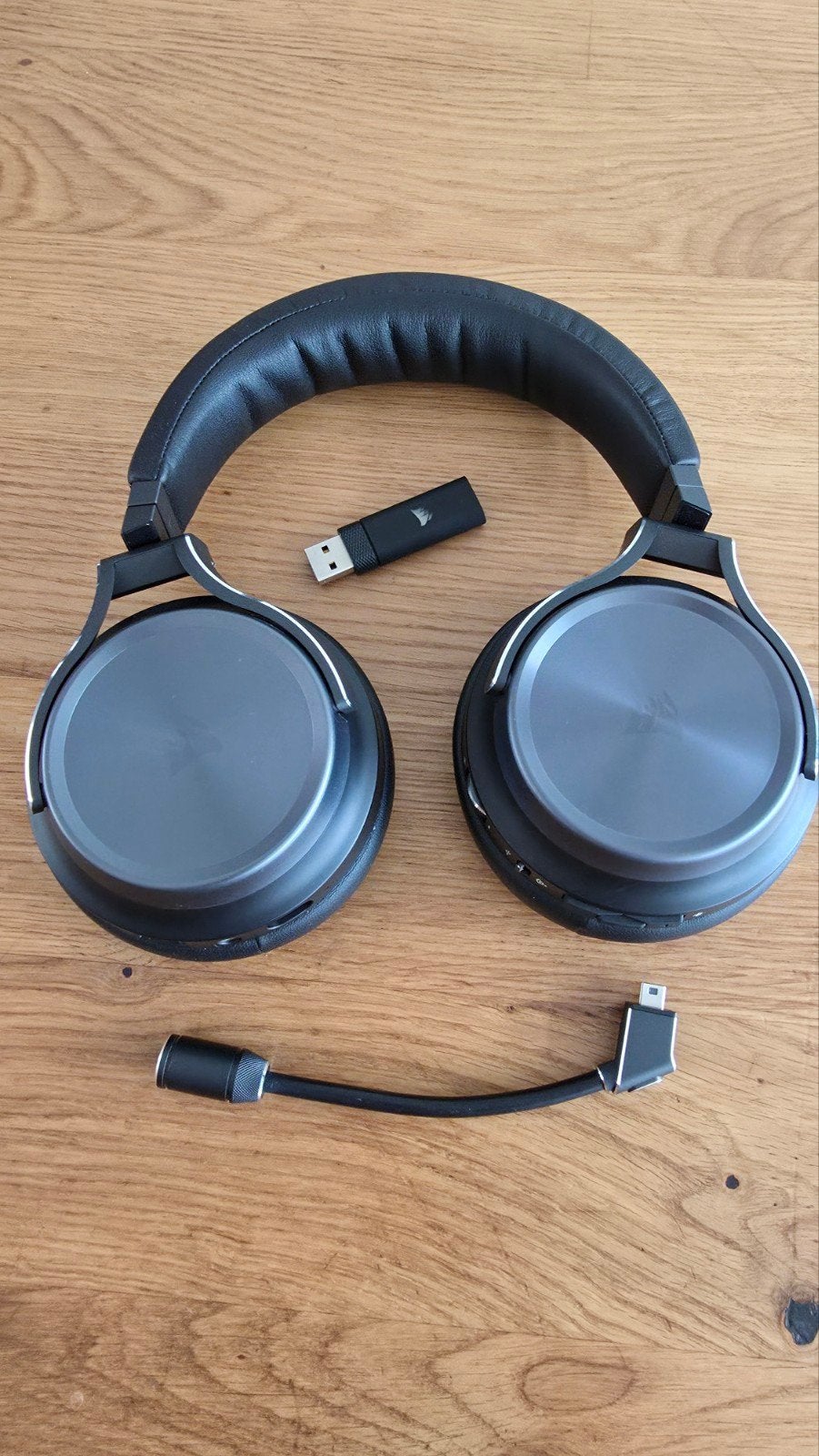 Corsair Virtuoso RGB XT Draadloze Gaming Headset