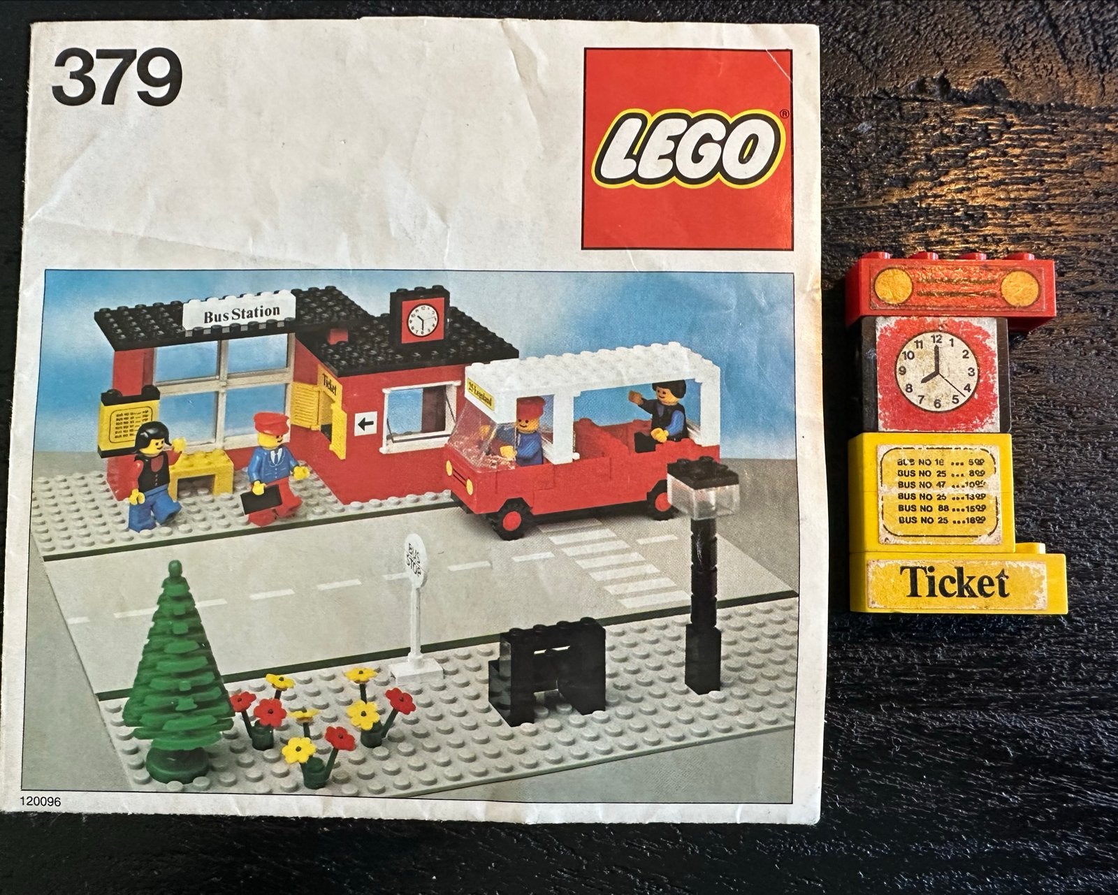 LEGO Busstation 379 instructies en aantal steentjes, Lego, Ophalen of Verzenden, Compleet, Complete set