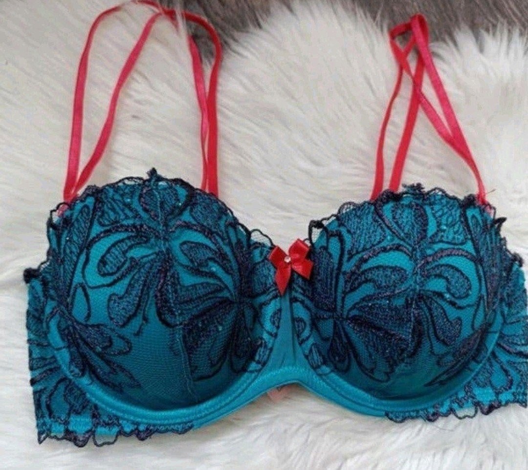 Hunkemöller BH - Blauw met rood en zwart kant 70D, Hunkemöller, Ophalen of Verzenden, Meerkleurig, BH