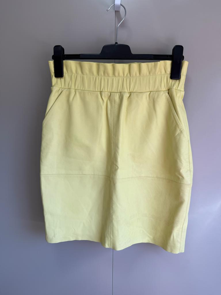 Dante 6 Leren Rokje kort - Maat S - boterGeel, Kleding | Dames, Rokken, Geel, Ophalen of Verzenden, Zo goed als nieuw, Maat 36 (S)