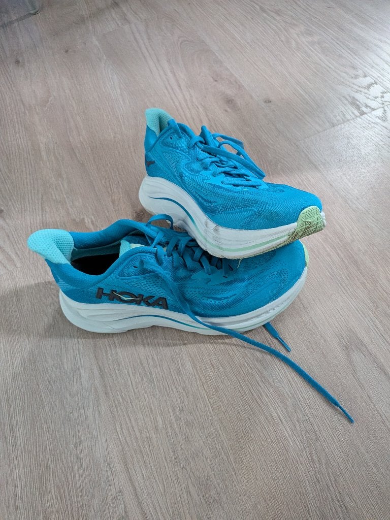 Hoka Clifton 10 blauw maat 42, Overige merken, Hardloopschoenen, Ophalen of Verzenden, Zo goed als nieuw