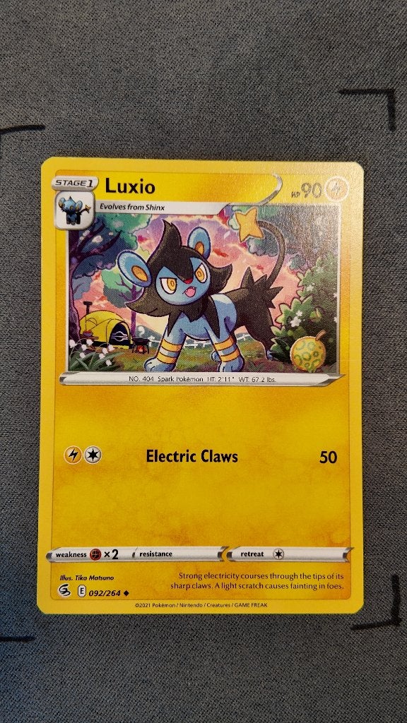 Luxio 92 Fusion Strike | Pokemon kaart, Hobby en Vrije tijd, Ophalen, Zo goed als nieuw, Losse kaart
