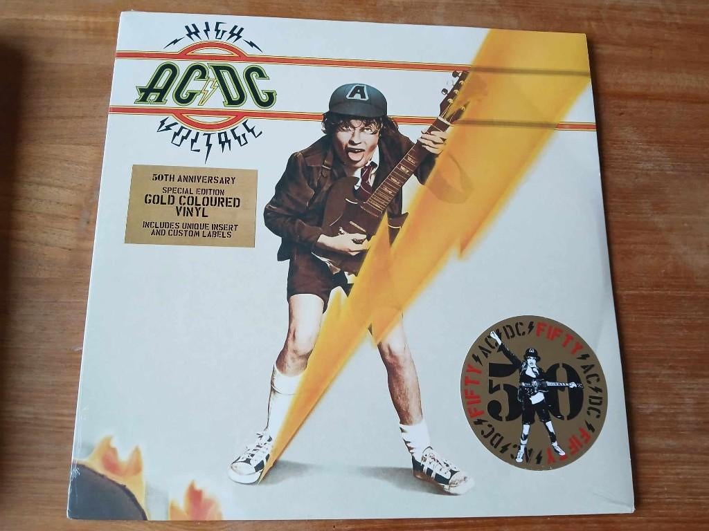 AC/DC - High Voltage (Gold Vinyl) (NIEUW), Ophalen of Verzenden, Nieuw in verpakking