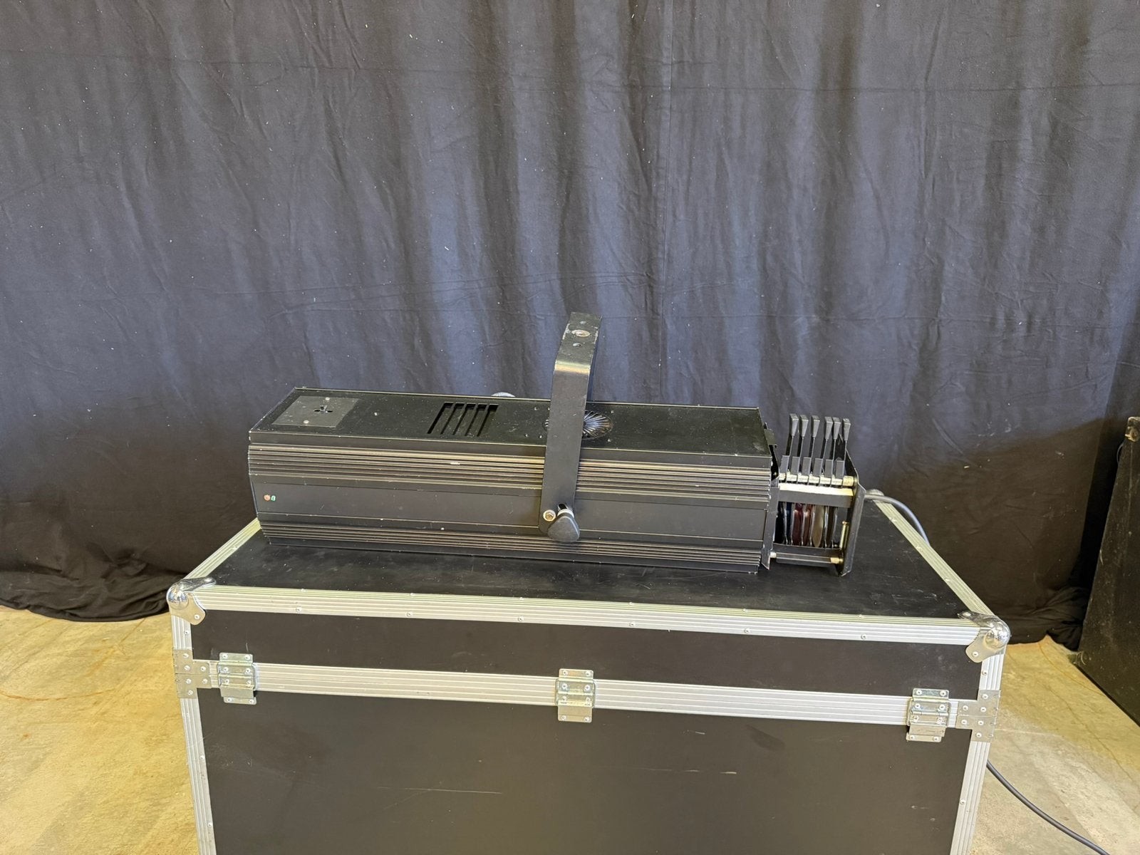 Elation FSH volgspot 2x inc flightcases, Ophalen, Gebruikt, Licht