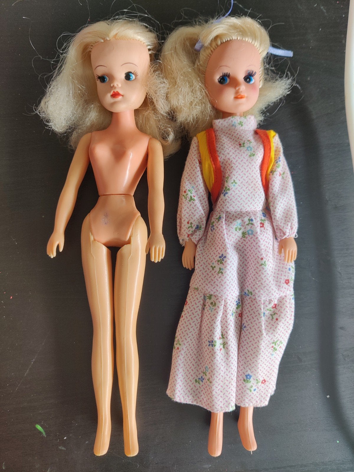 Sindy en Fleur poppen - Vintage met kleine beschadiging, Verzamelen, Poppen, Ophalen of Verzenden, Gebruikt, Pop