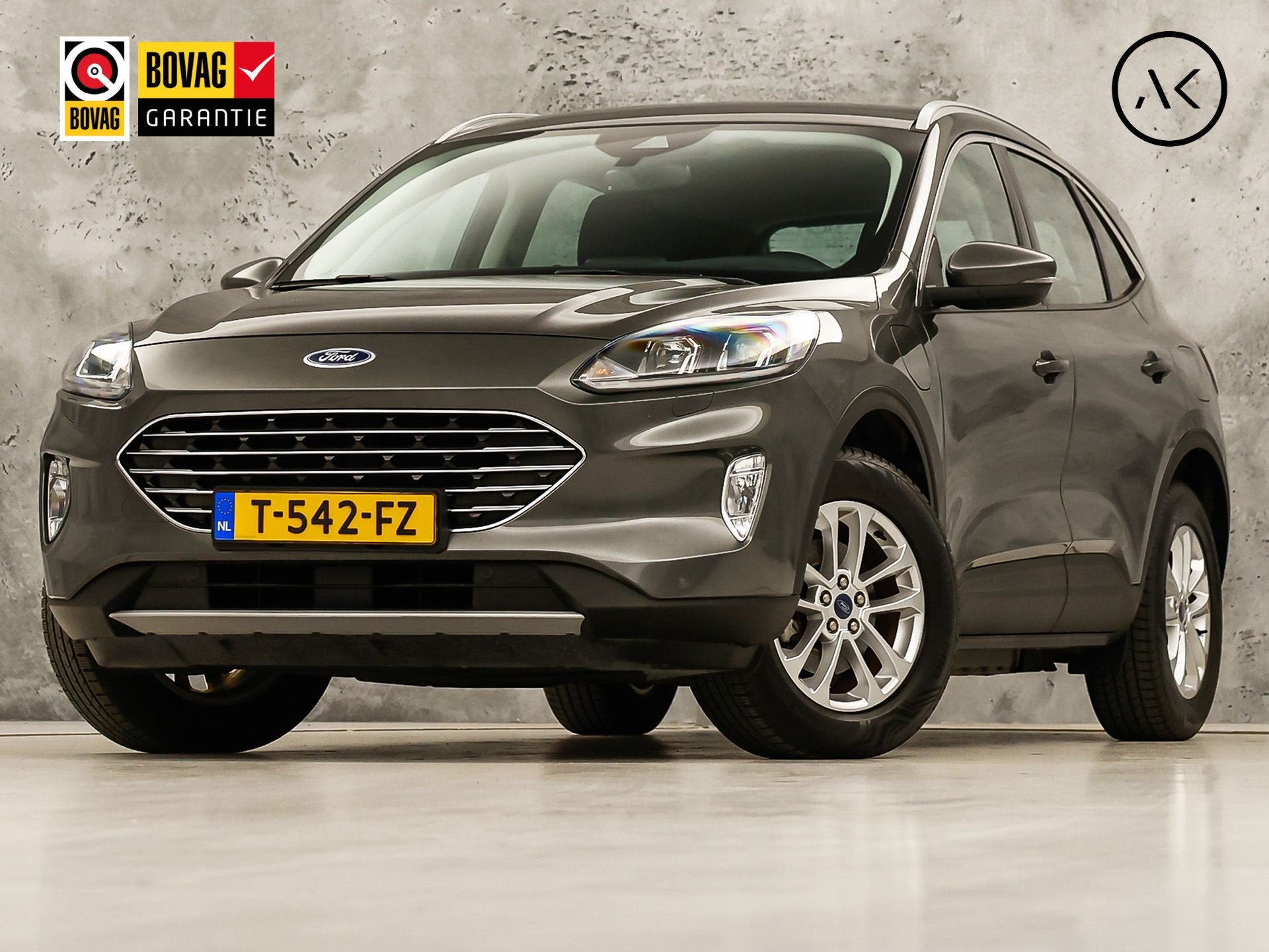 Ford Kuga 2.5 PHEV Titanium X 225Pk Automaat (SOH 87,6%, VIR, Auto's, Ford, 12 maanden, Gebruikt, 4 cilinders, Leder en Stof