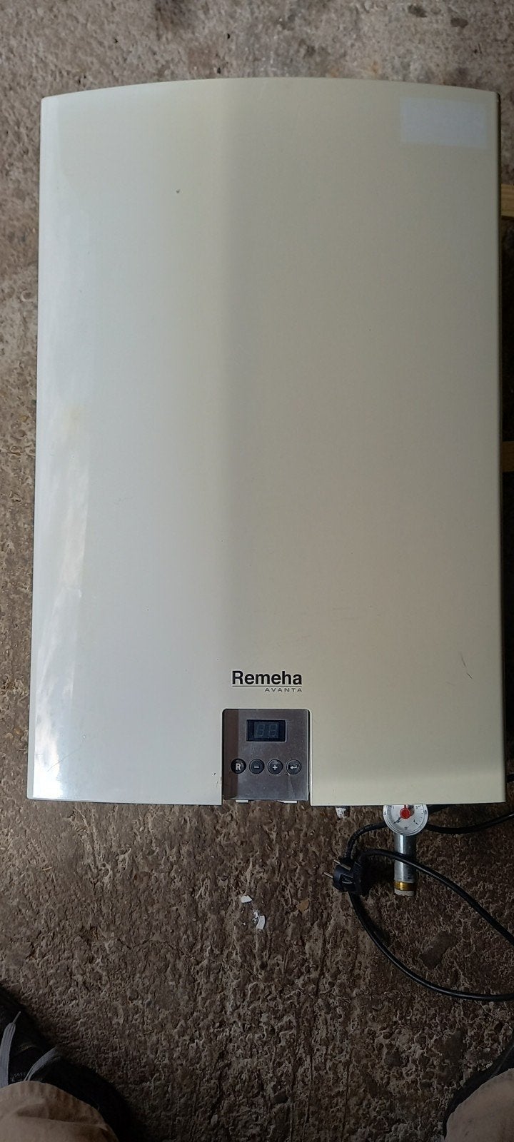 Remeha avanta 28c CW4 combiketel, Gebruikt, Aardgas, 100 liter of meer, Terugslagbeveiliging (TTB)
