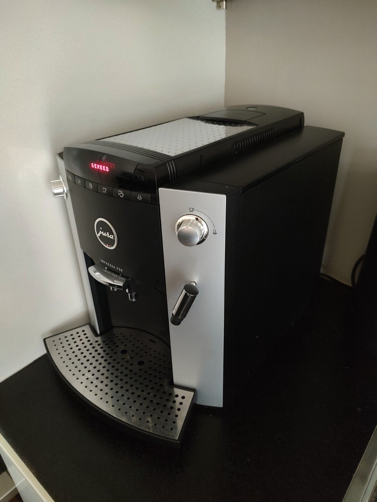 Jura Impressa F50 Espresso Apparaat, Gebruikt, Espresso apparaat, Koffiebonen, 4 tot 10 kopjes