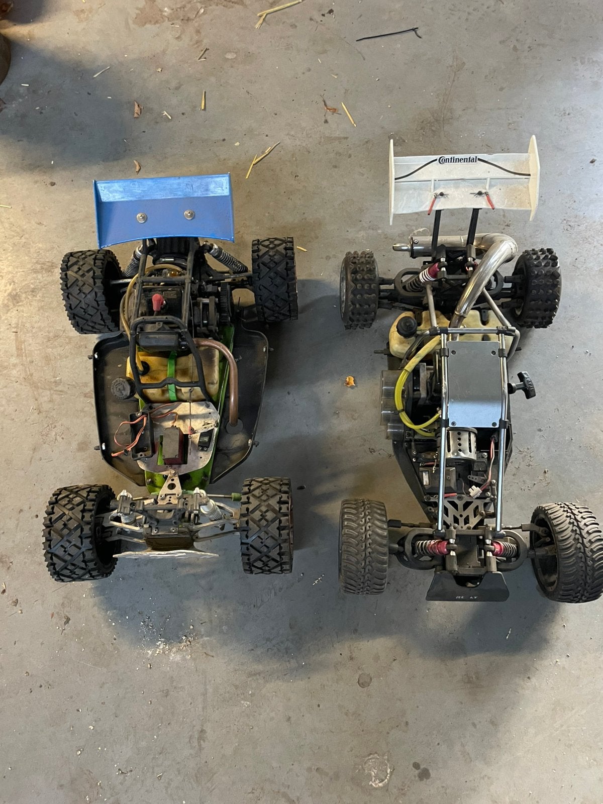 Benzine RC auto’s, Ophalen, Zo goed als nieuw, Overige schalen, Auto offroad