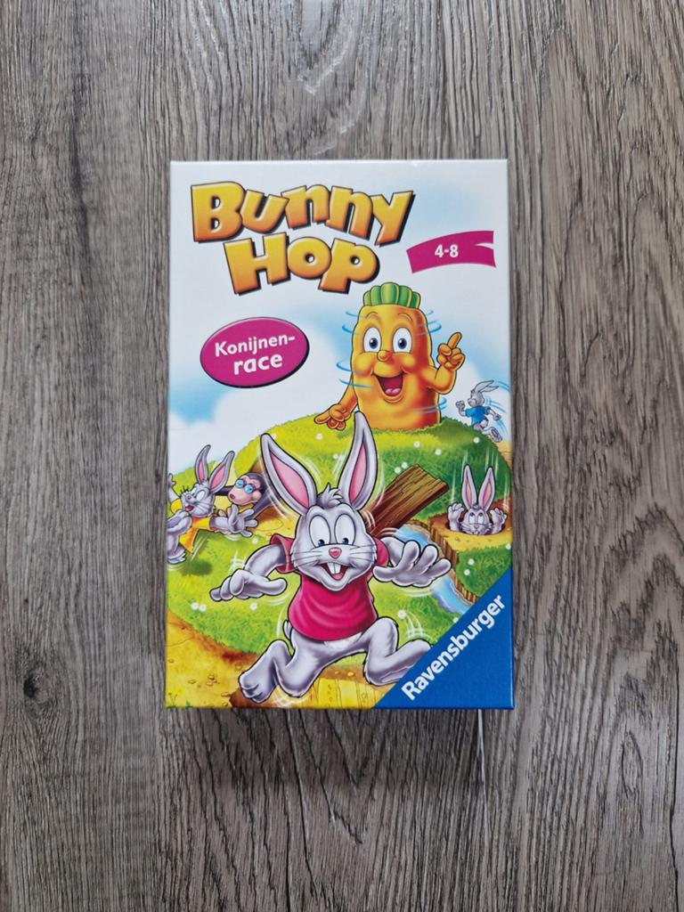 Bunny hop. Konijnen race. Nieuw spel. Nooit gespeeld., Ophalen of Verzenden, Nieuw