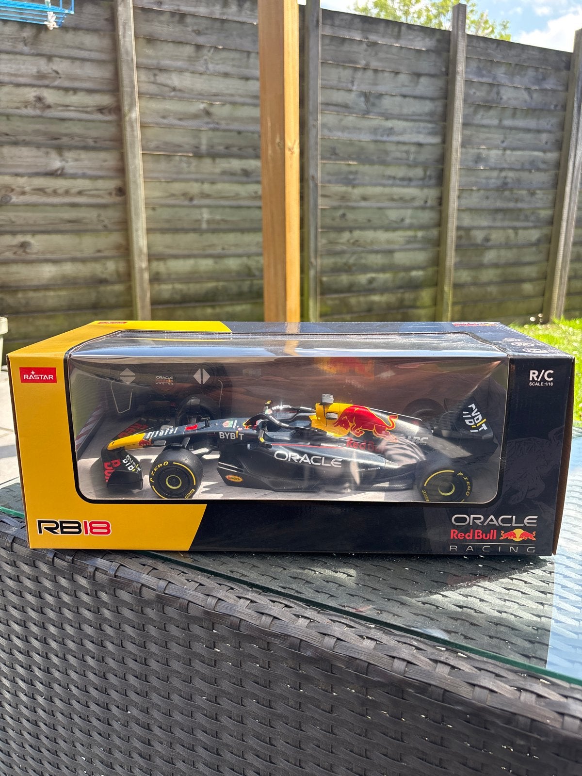 Rastar Red Bull Racing RB18 Max Verstappen RC Auto, Auto, 1:32 tot 1:50, Nieuw, Ophalen