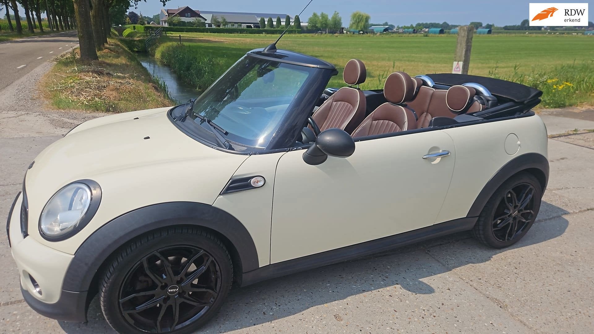 Mini Cabrio 1.6 One Chili/ cabrio/ lederen bekleding/ climat, Voorwielaandrijving, Euro 5, Gebruikt, 4 cilinders