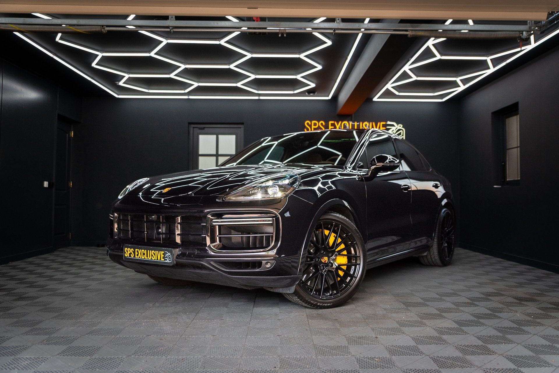 Porsche Cayenne Coupé 4.0 Turbo S E-Hybrid Keramisch / Dak, Automaat, Cayenne, Gebruikt, 3000 kg