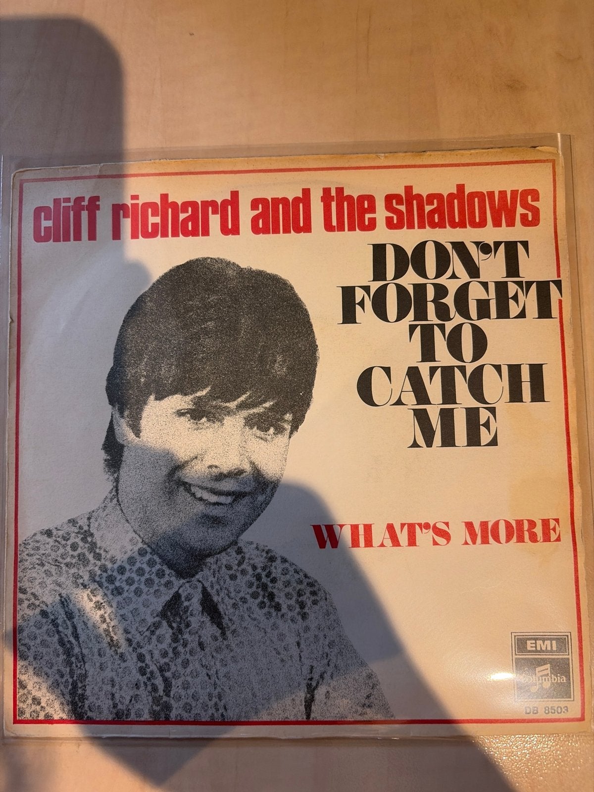 Cliff Richard and The Shadows - Don't Forget To Catch Me, Gebruikt, 7 inch, Ophalen of Verzenden, Pop