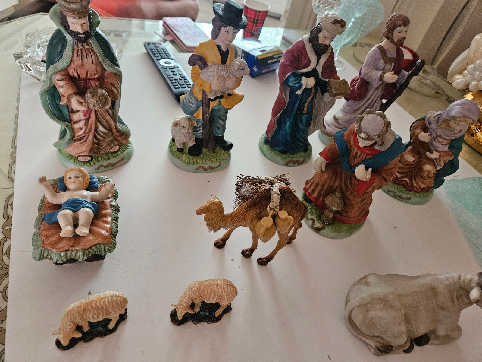 porseleinen beeldjes voor kerststal, Ophalen, Gebruikt