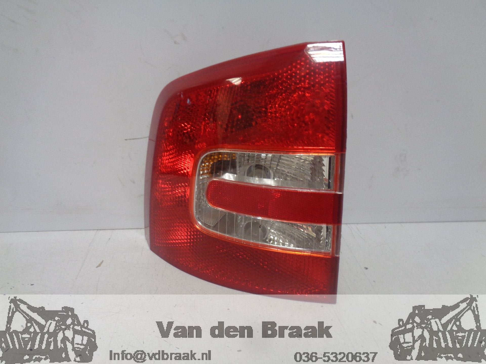 Skoda Octavia Combi 2005-2009 Achterlicht links, Gebruikt, -, Herkomst onderdeel bekend, -