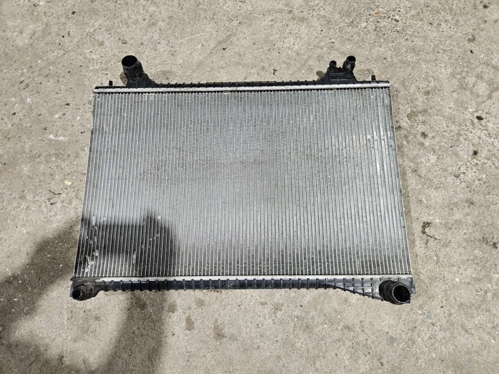 RADIATEUR JAGUAR XE 2.0D, Niet ingevuld, Gebruikt, Niet ingevuld, Ophalen of Verzenden