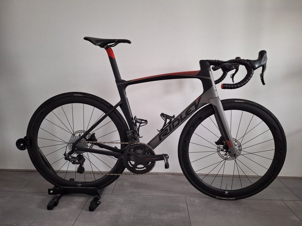 Ridley Noah Fast - Campagnolo Super Record EPS, 28 inch, Gebruikt, Carbon, Heren