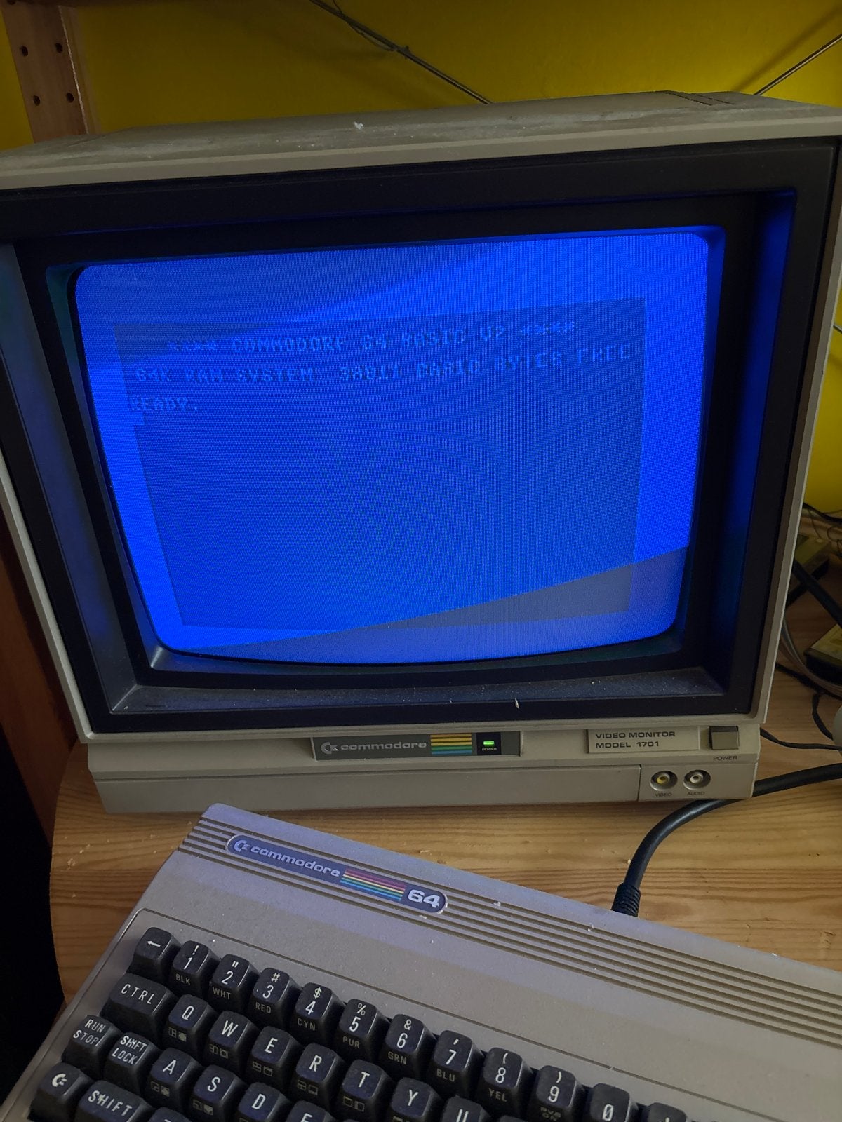 Commodore 1701 Monitor - Perfect werkend, Computers en Software, Ophalen