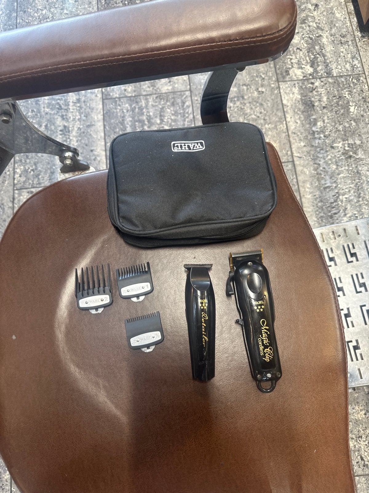 Wahl Magic Clip Cordless & Detailer tondeuseset, Ophalen of Verzenden, Zo goed als nieuw, Scheren en Epileren