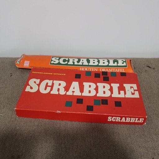 Scrabble houten letters & houders bordspel met draaitafel, Ophalen of Verzenden, Gebruikt