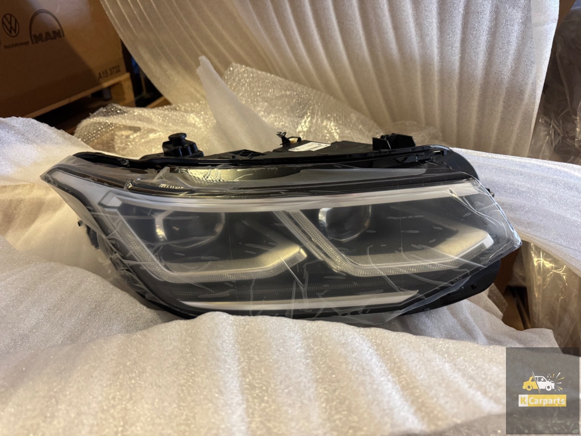 VW Tiguan IQ LIGHT 5NN 5NL Allspace koplamp Rechts NIEUW 5NL, Gebruikt, Volkswagen, Volkswagen AG, Berliner Ring 2
38440  Wolfsburg, DE