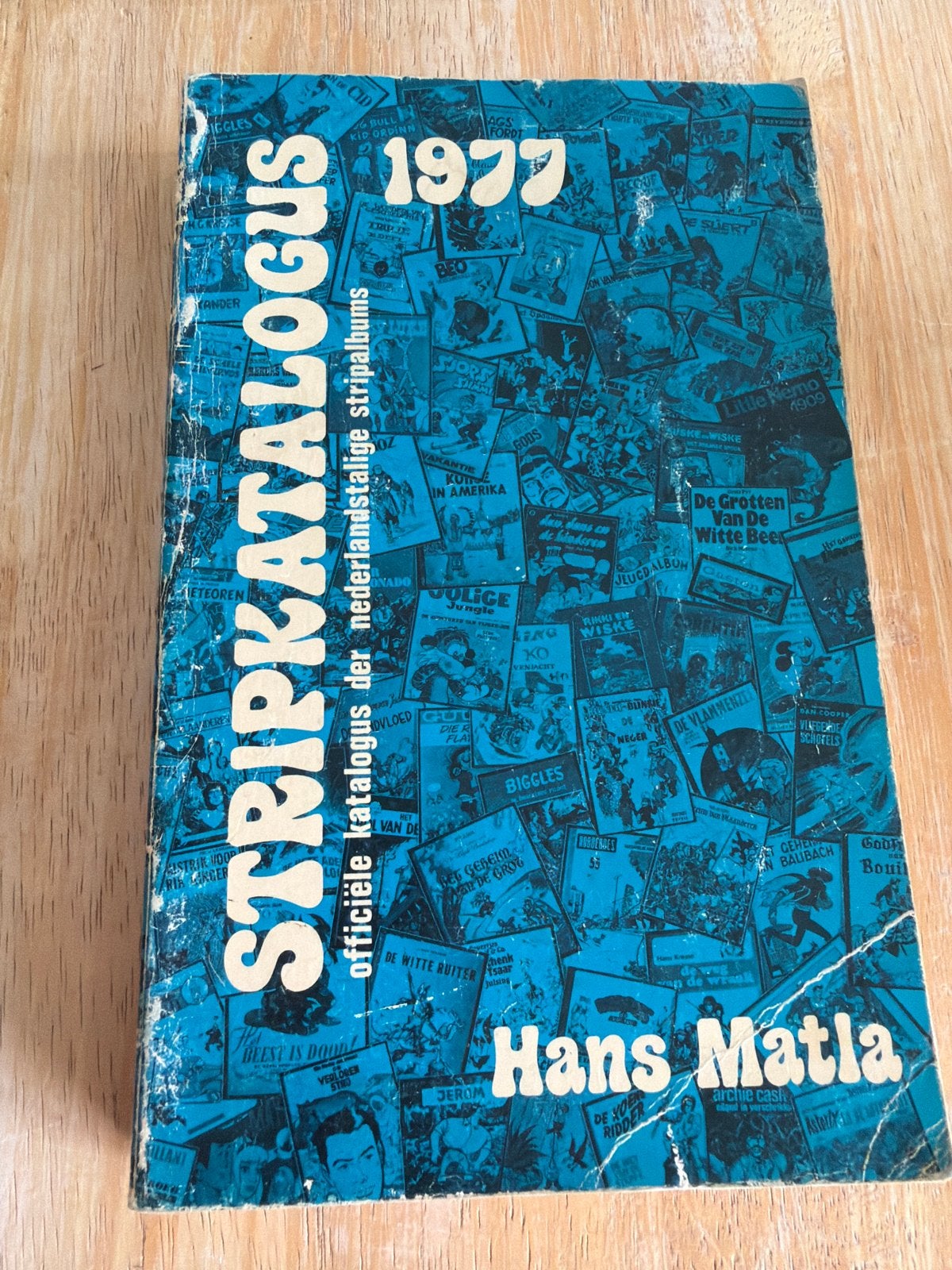 Stripkatalogus 1977 - Hans Matla - Officiële catalogus, Eén stripboek, Ophalen of Verzenden, Gelezen
