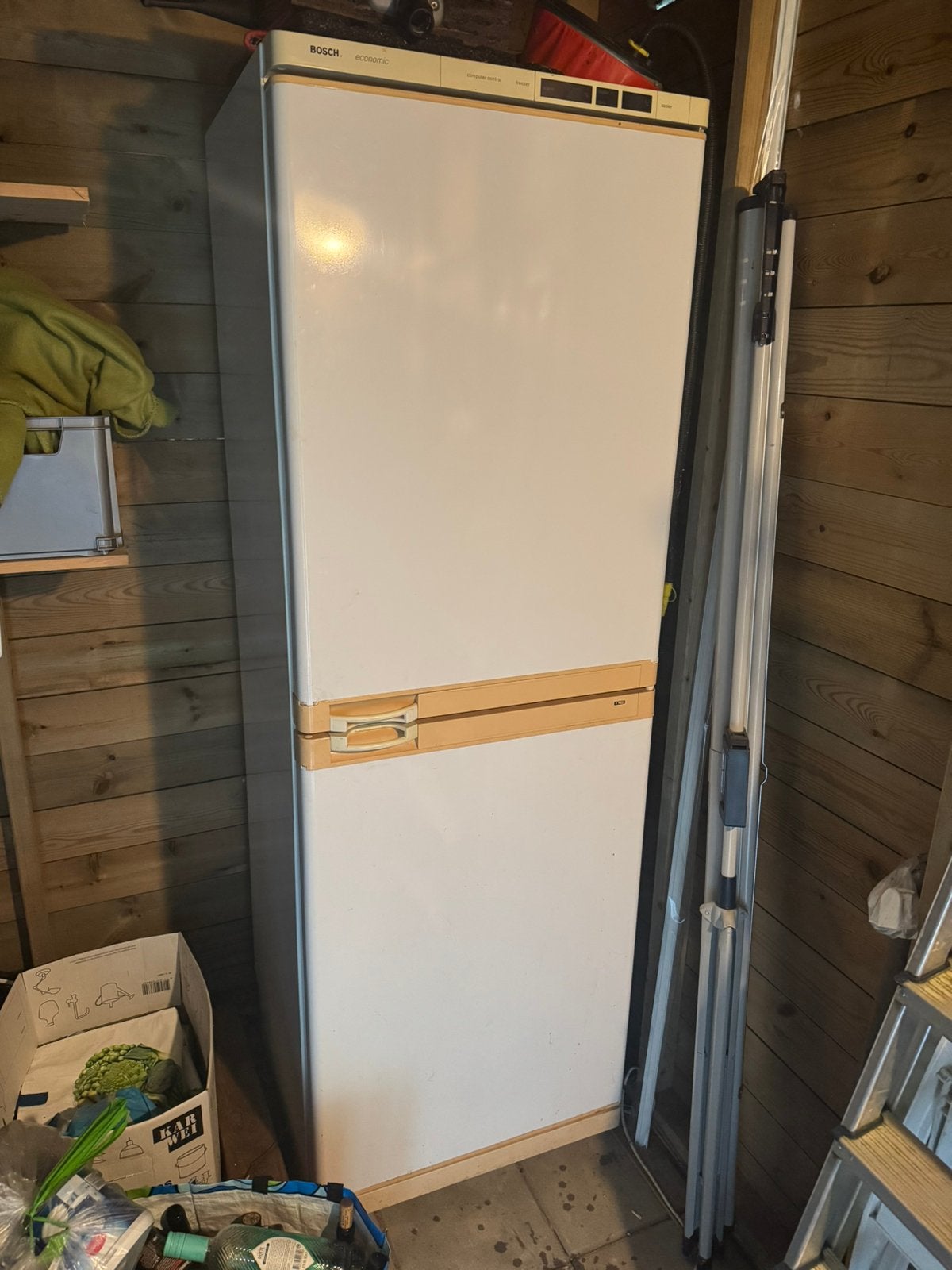 Bosch koel vries combinatie (niet werkend/storing), Witgoed en Apparatuur, Koelkasten en IJskasten, 200 liter of meer, Ophalen