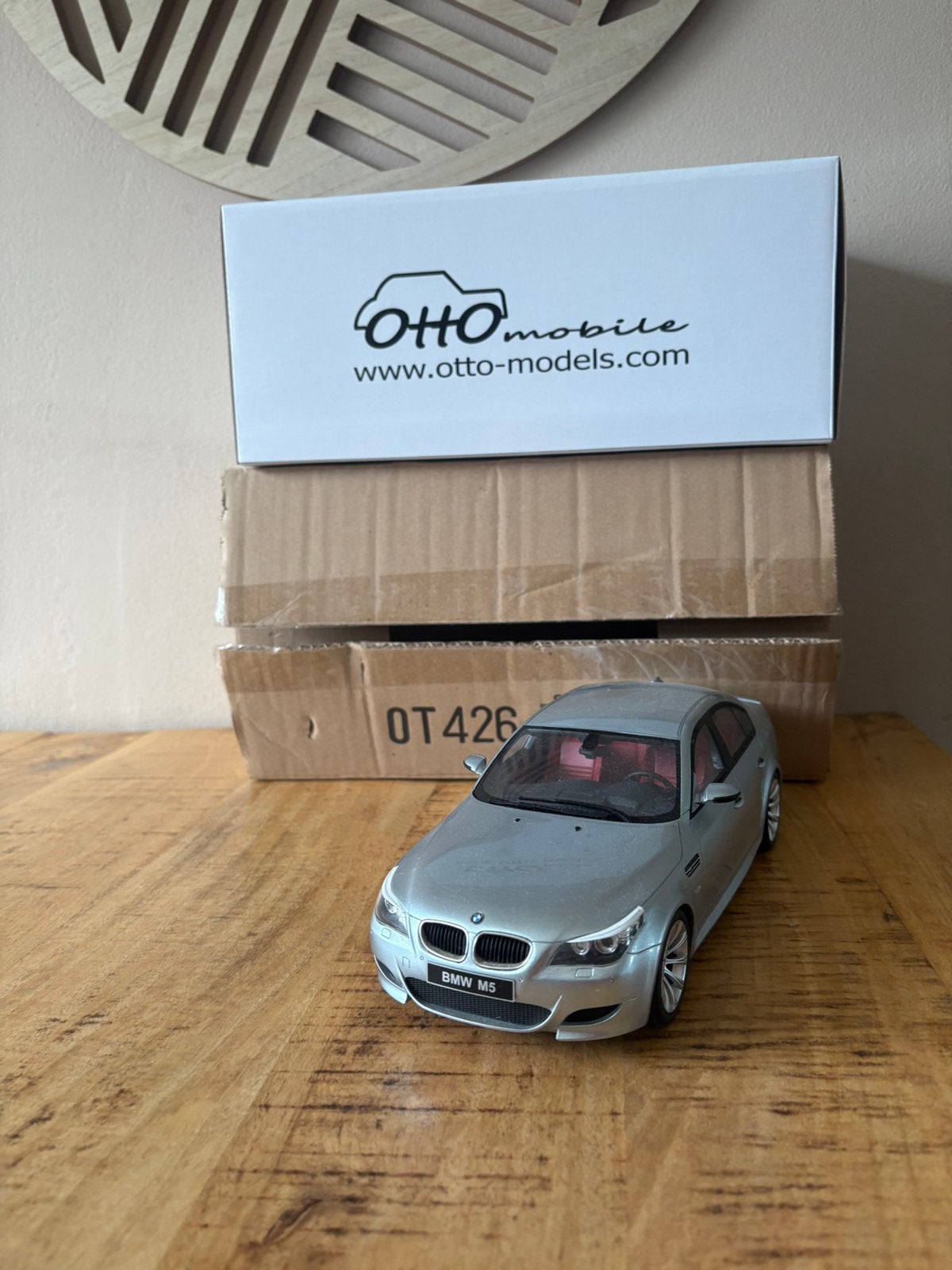 BMW M5 E60 1:18, Ophalen of Verzenden, Zo goed als nieuw, Auto, OttOMobile