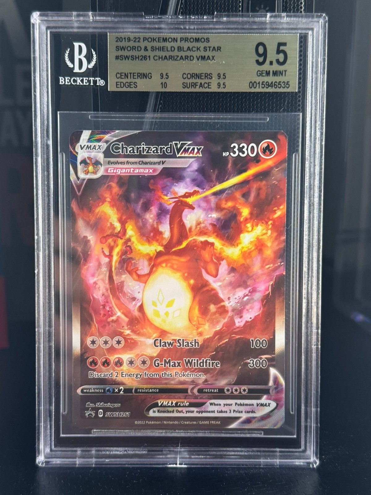 Charizard Vmax SWSH261 - BGS 9.5 - Black Star Promo, Hobby en Vrije tijd, Ophalen of Verzenden, Zo goed als nieuw