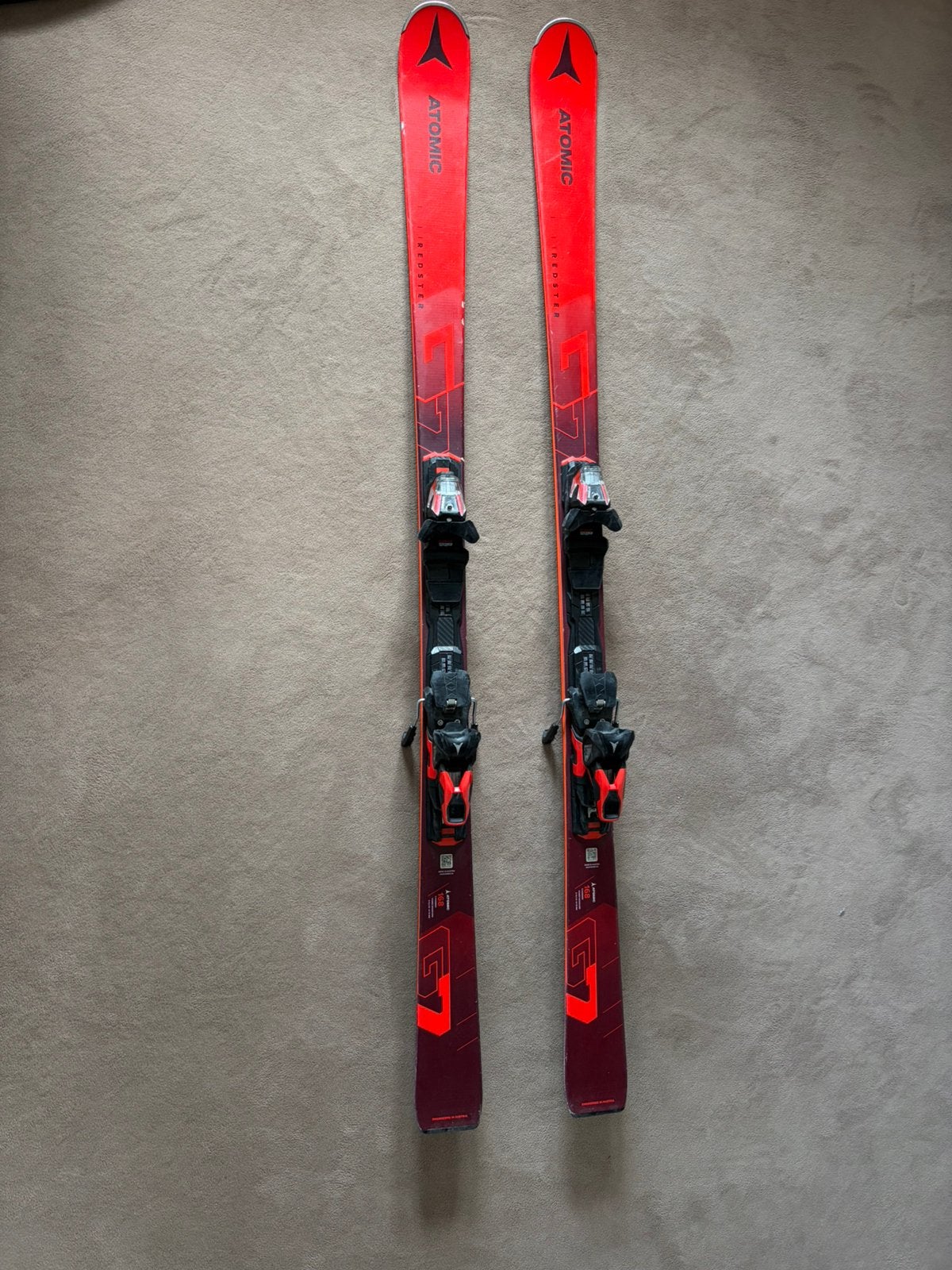 Ski’s Atomic G7 Rood 168cm Radius 15.2, Ophalen, 160 tot 180 cm, Zo goed als nieuw, Atomic