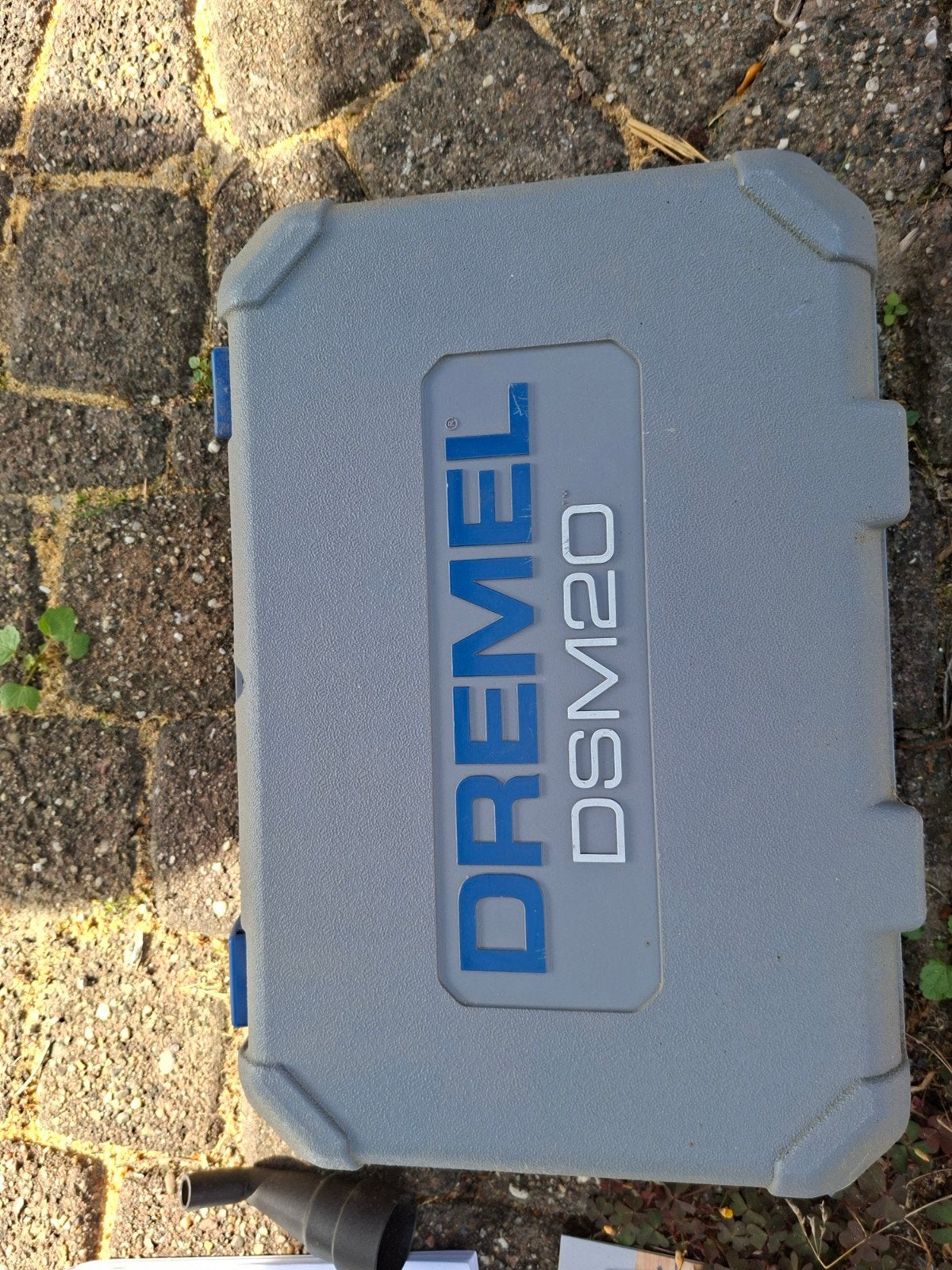 Dremel DSM20 Compacte Zaagmachine met Koffer, Gebruikt, Cirkelzaag, Dremel, 600 tot 1200 watt