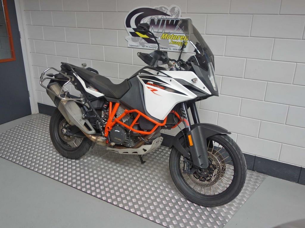 KTM 1090 ADVENTURE R, 2 cilinders, KTM, Motorrijbewijs A, Bedrijf