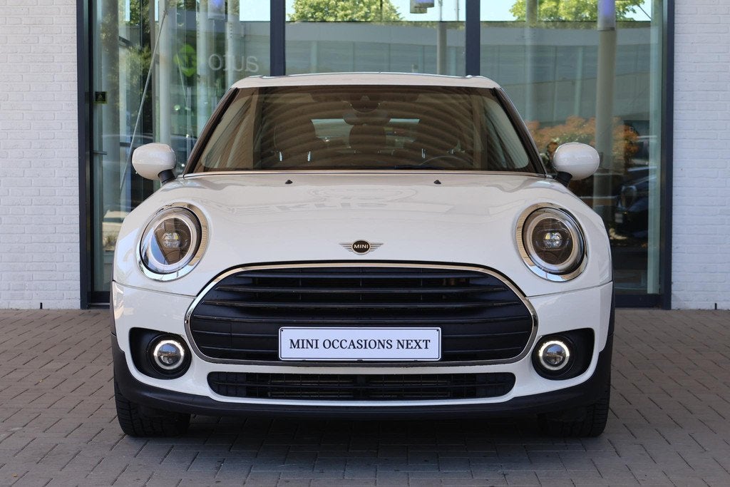 MINI Clubman 1.5 One Business Edition | Lentevoordeel, Auto's, Mini, Gebruikt, Leder en Stof, Handgeschakeld, 3 cilinders
