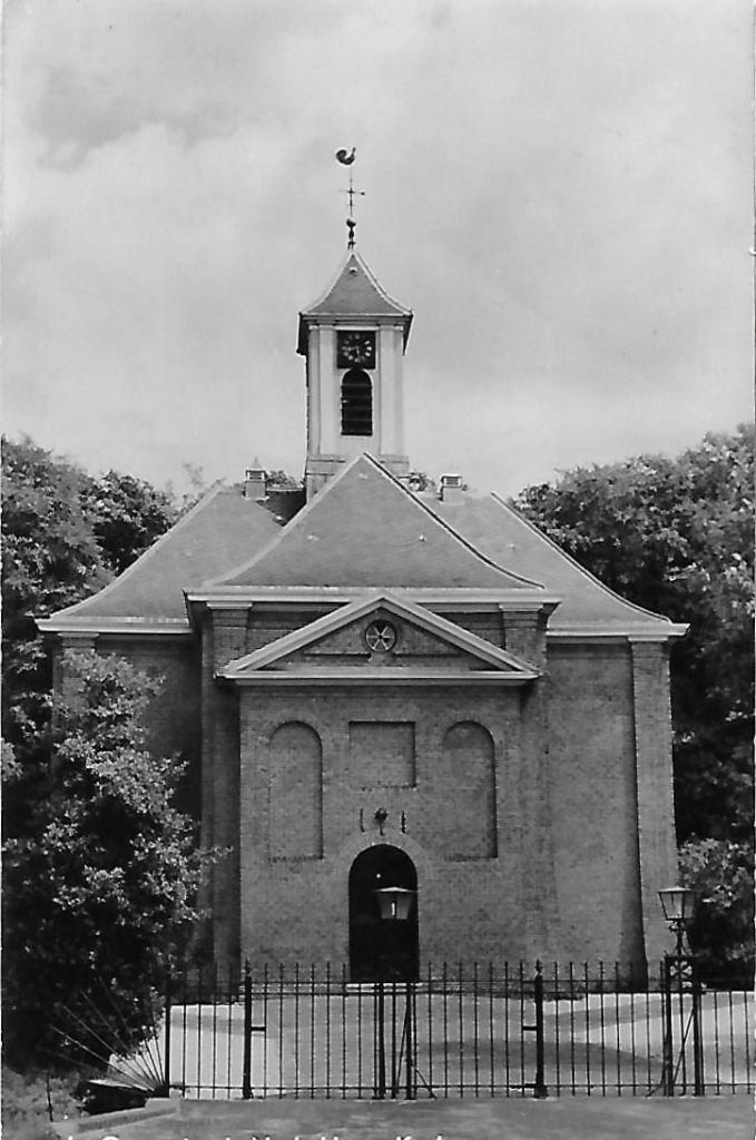 's - Graveland N H Kerk Gelopen Ansichtkaart ( A1615), Ophalen of Verzenden, 1960 tot 1980, Gelopen