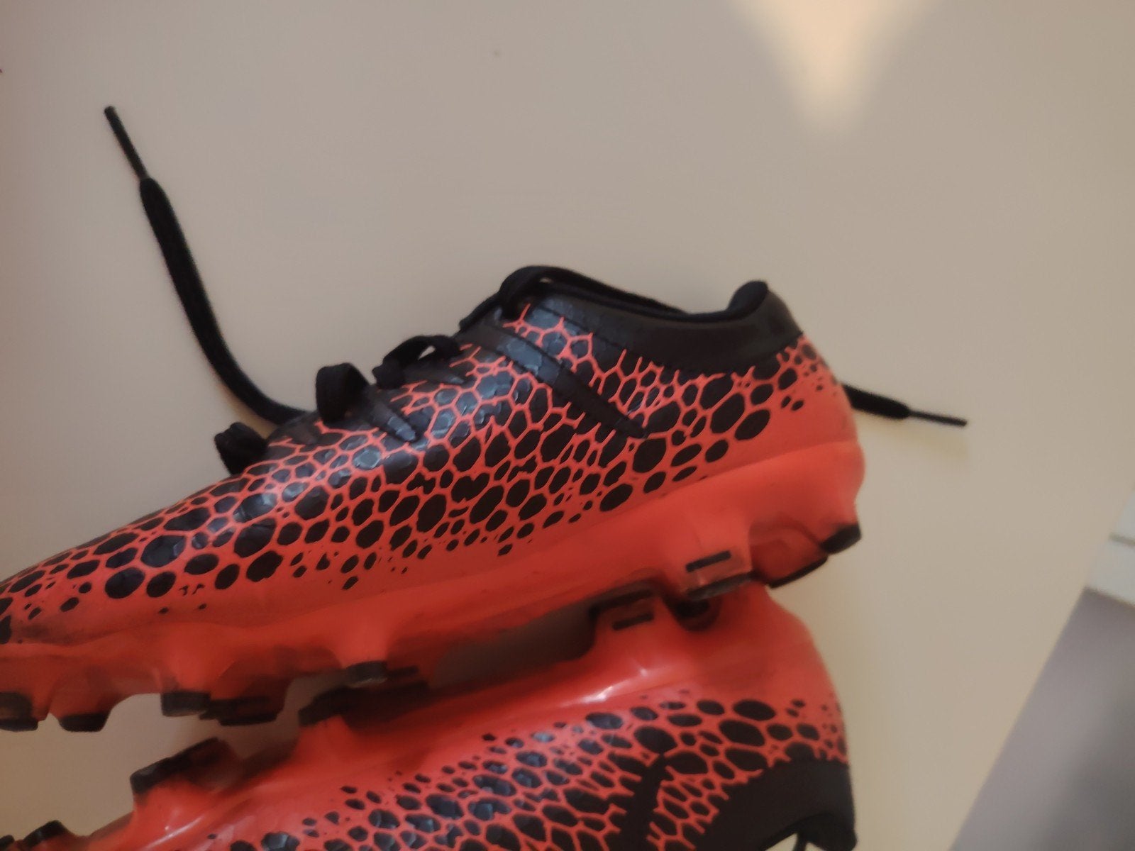 Puma Voetbalschoenen Maat 33 - Oranje/Zwart, Ophalen of Verzenden, Gebruikt, Schoenen