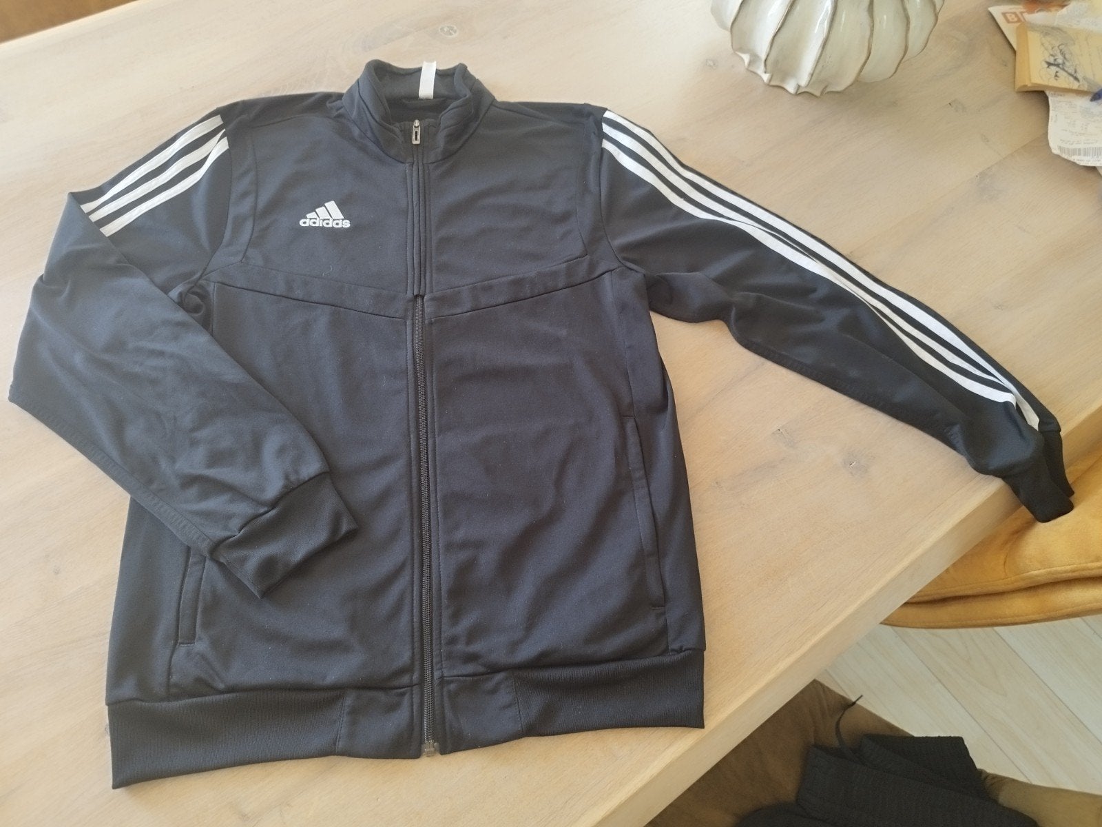 Adidas trainingsbroek en jasje (M), Kleding | Dames, Maat 38/40 (M), Adidas, Zwart, Ophalen of Verzenden