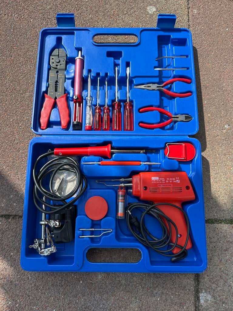Soldeerbout set met accessoires in koffer, Doe-het-zelf en Verbouw, Gereedschap | Handgereedschap, Zo goed als nieuw, Ophalen