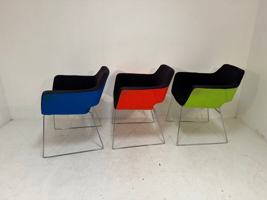 Partij conferentiestoelen gebruikt 30,- ex per stuk, Niet ingevuld, Niet ingevuld, Niet ingevuld