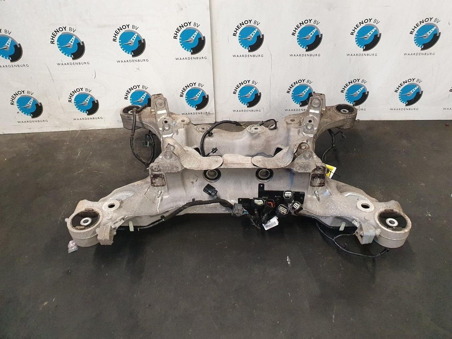 LANDROVER RANGE ROVER SPORT SUBFRAME ACHTER 2017, Ophalen of Verzenden, Gebruikt, ARN erkend