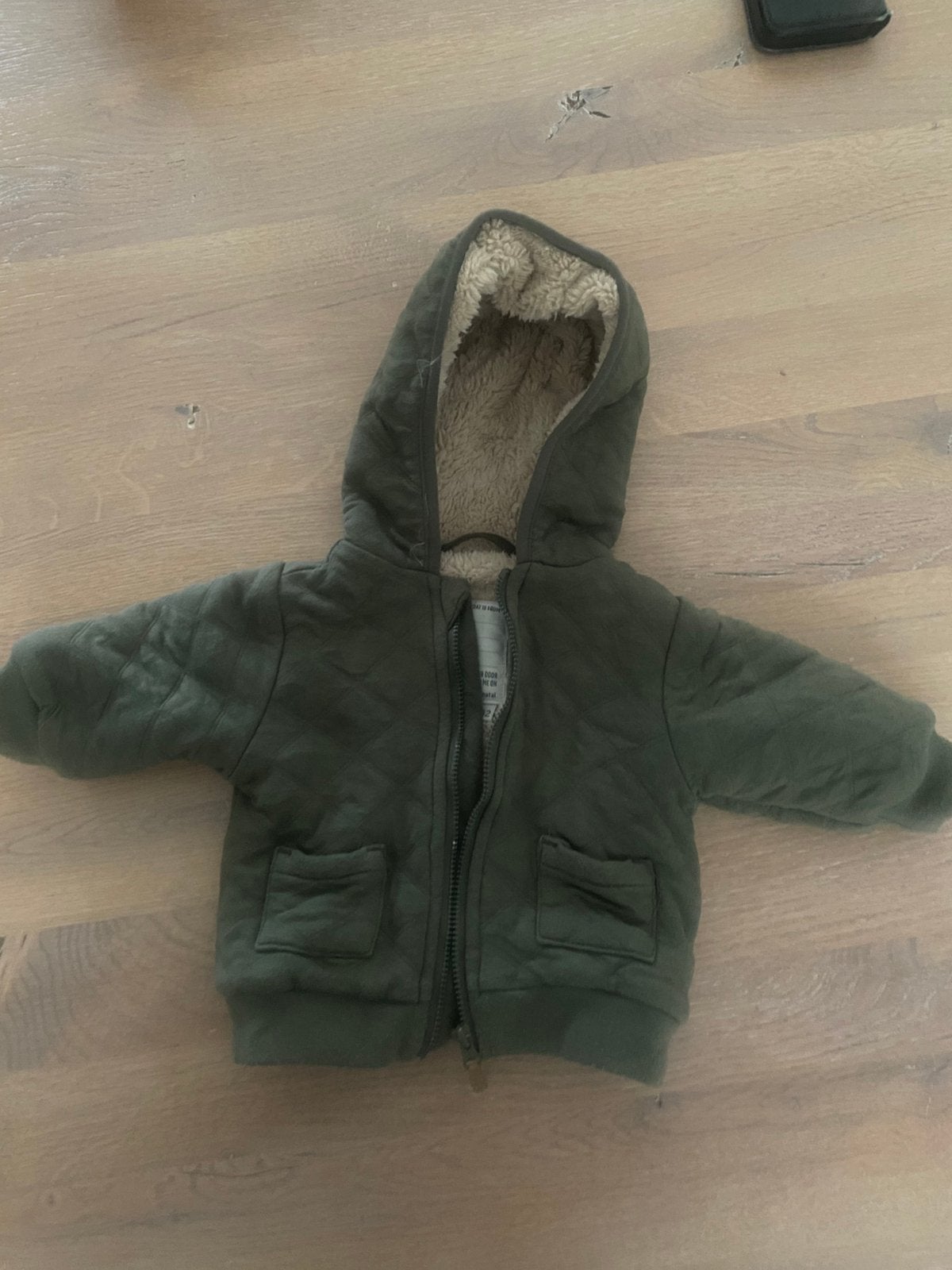 Warm winterjasje, Kinderen en Baby's, Babykleding | Maat 62, Ophalen of Verzenden, Zo goed als nieuw, Jongetje, Jasje