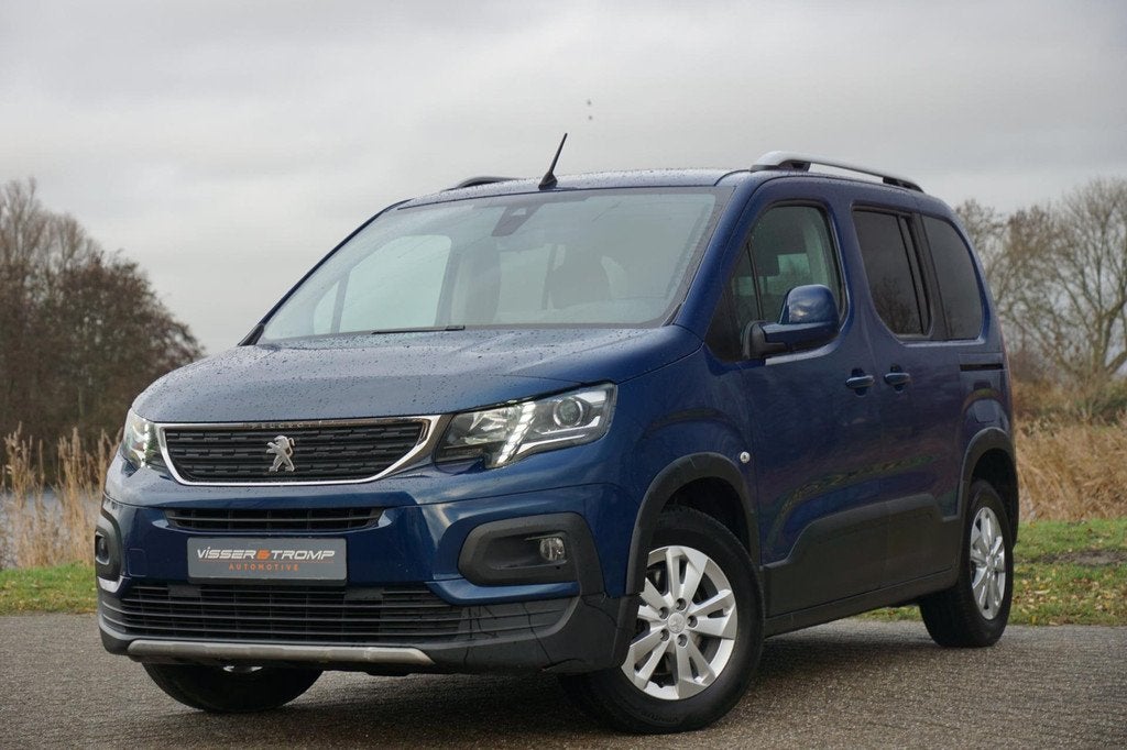 Peugeot Rifter 1.2 Puretech Allure - Deep Blue - Carplay/Cli, Voorwielaandrijving, Gebruikt, Zwart, 1199 cc