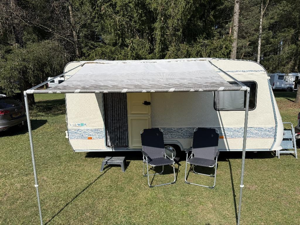 Adria Unica 5004PH – BOVAG 2024 – met voortent & luifel, Treinzit, Particulier, Adria, 4 tot 5 meter