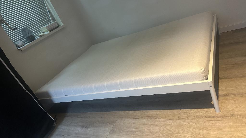 Bed en matras, Cd's en Dvd's, Dvd's | Filmhuis, Alle leeftijden, Ophalen, Zo goed als nieuw, Overige gebieden