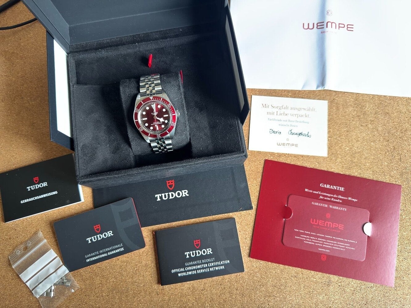 Tudor Black Bay 58 Burgundy M7939A1A0RU Full Set, Staal, Polshorloge, Zo goed als nieuw, Ophalen